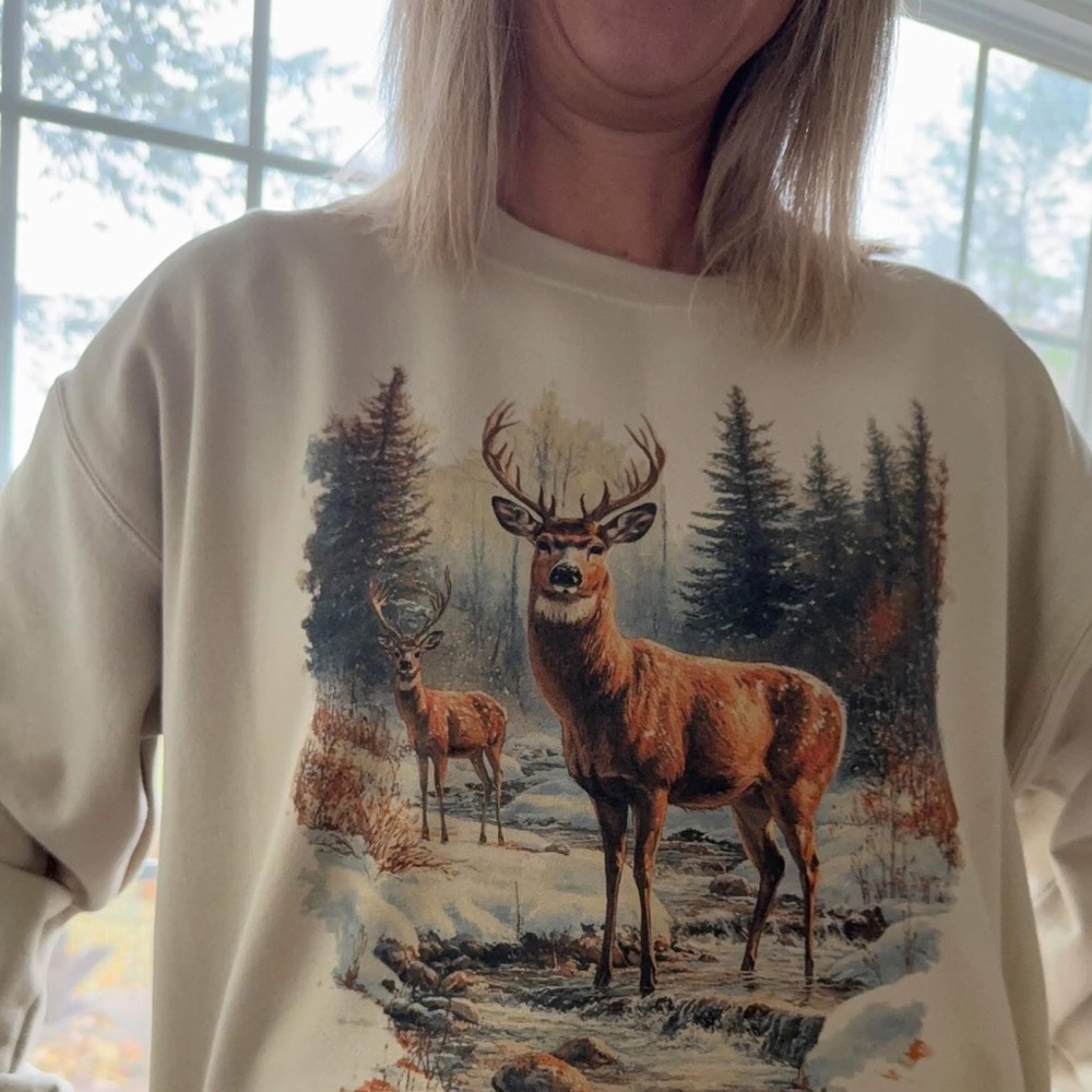 Vintage Deer Graphic Crewneck Sweatshirt - Picture 3 of 3
